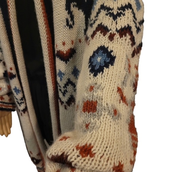 SOLD Calypso St Barth Mella Alpaca Elephant Sweater M - Picture 7 of 12